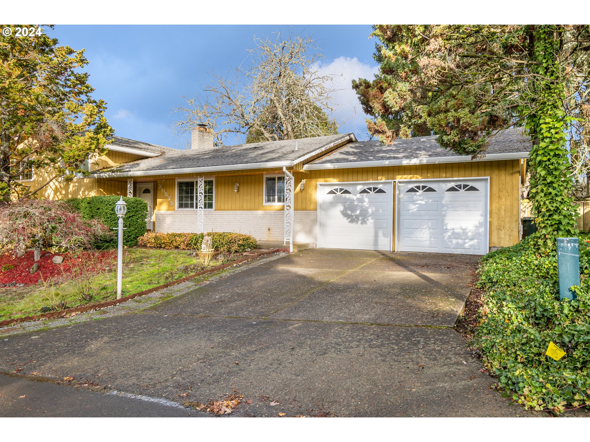 20575 Southwest Rosa Drive Beaverton, OR 97078 - Photo 1 of 25 Gallery Image 1