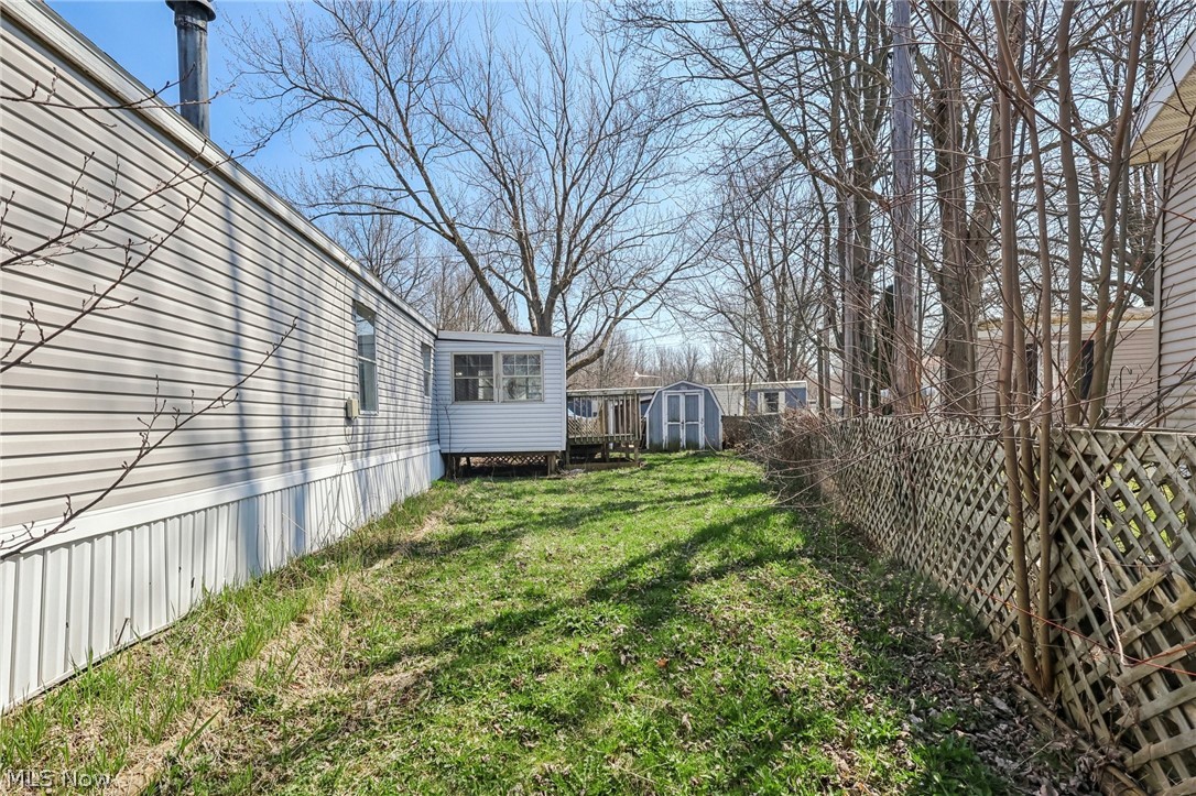 6800 Lake Road West, Unit 21 Geneva, OH 44041 - Photo 19 of 20