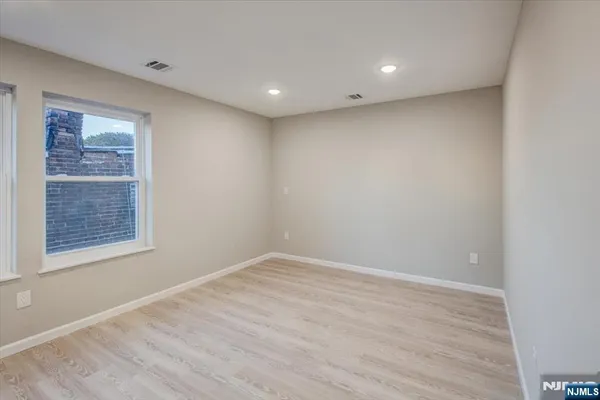 $899,000 | 1081 18th Avenue, Newark, NJ 07106