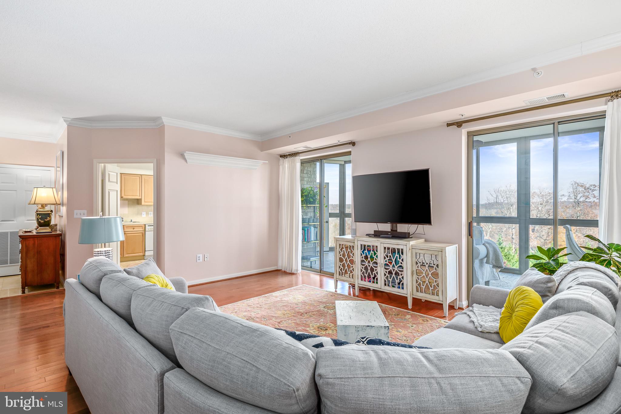 19355 Cypress Ridge Terrace, Unit 411 Leesburg, VA 20176 - Photo 6 of 28