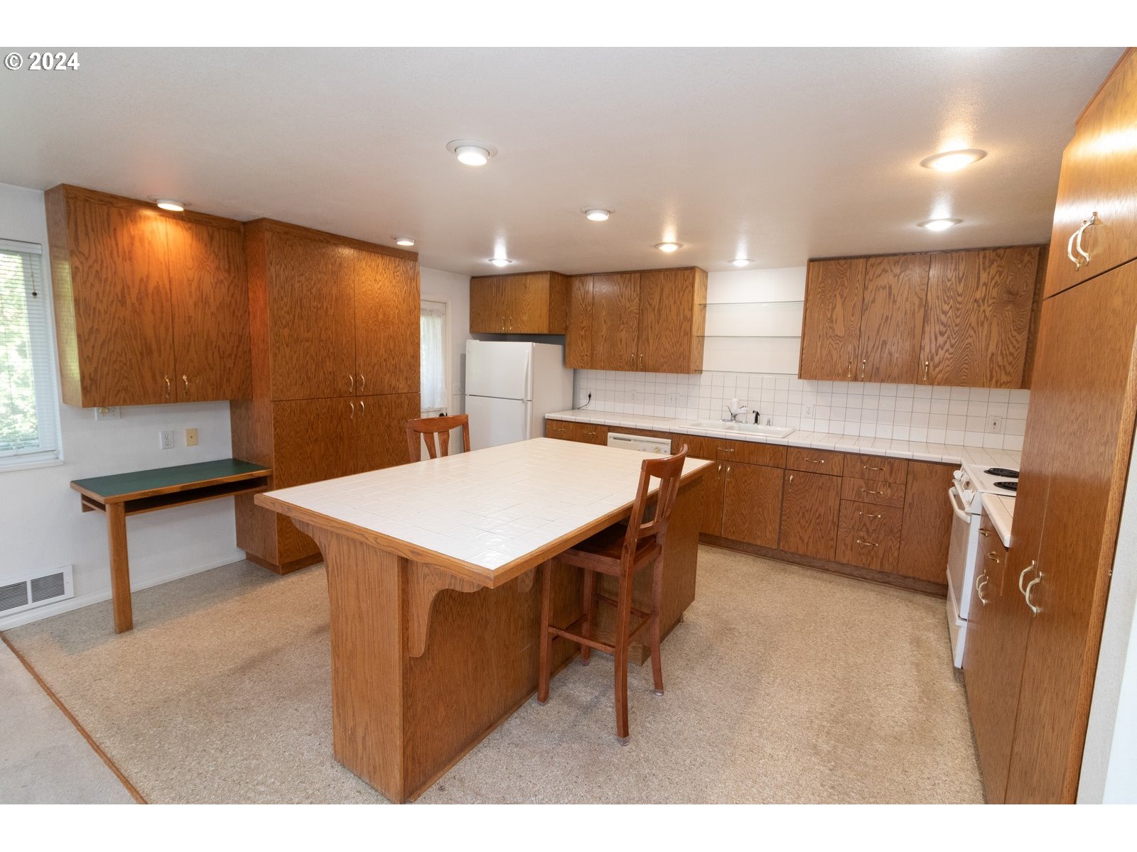 2175 16th Street Florence, OR 97439 - Photo 16 of 41 Gallery Image 16