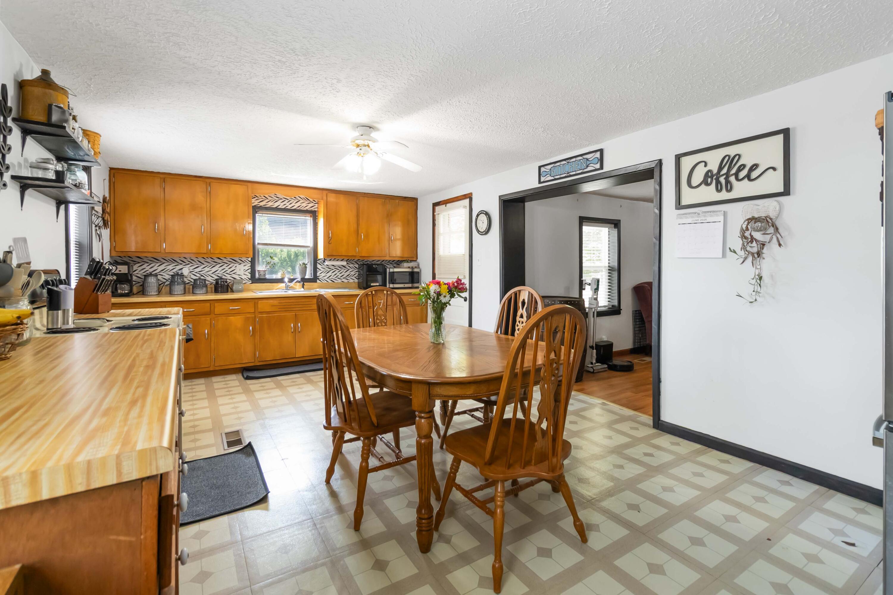 6002 Edmonton Road Columbia, KY 42728 - Photo 21 of 49 014