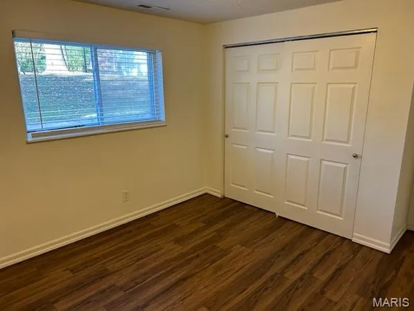 $2,150 | 1 Braquewood Court, Manchester, MO 63021