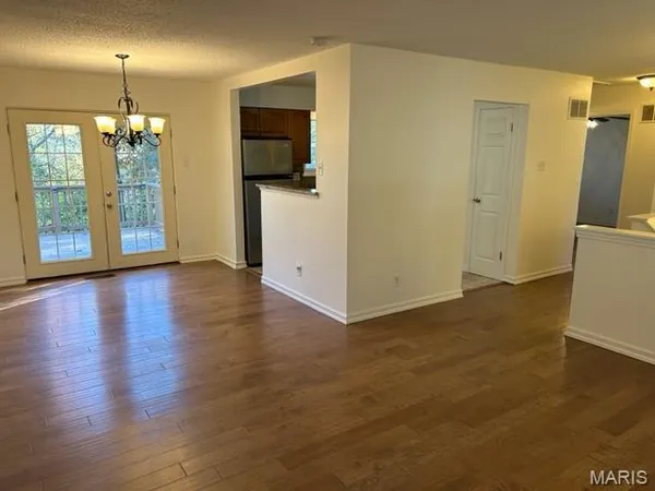 $2,150 | 1 Braquewood Court, Manchester, MO 63021