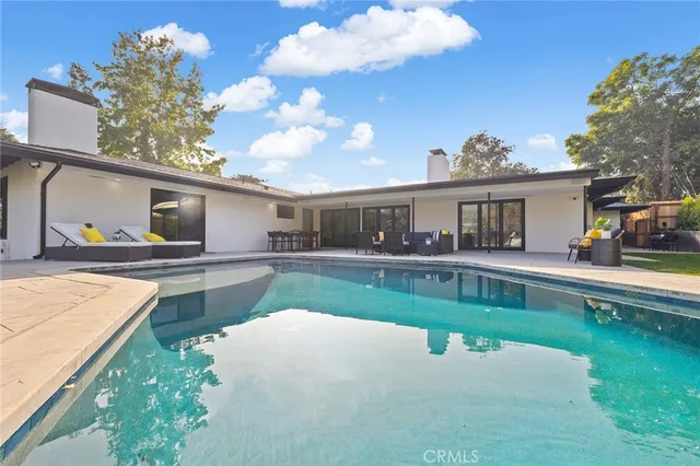 $2,698,888 | 1848 North Altadena Drive, Pasadena, CA 91107