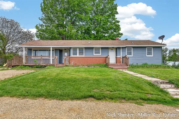 $274,900 | 5375 Lansing Road, Potterville, MI 48876