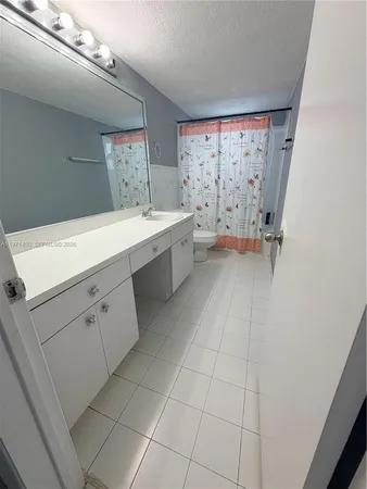 a view of utility room