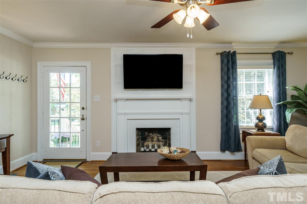 1822 Arlington Street Raleigh, NC 27608 - Photo 4 of 25