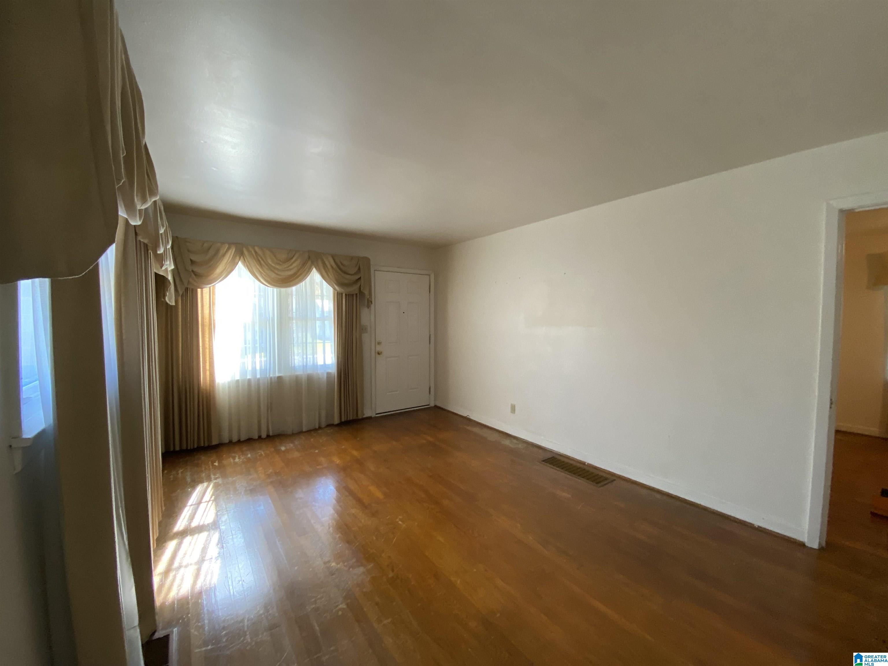 107 Elm Street Southwest Bessemer, AL 35022 - Photo 5 of 12