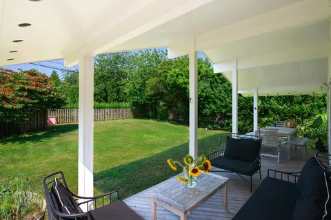 $2,490,000 | 21 Flagg Avenue, Montauk, NY 11954
