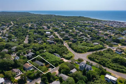 $2,490,000 | 21 Flagg Avenue, Montauk, NY 11954