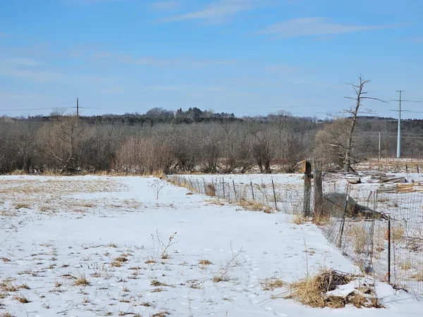 $324,900 | 692 250th Street, Woodville, WI 54028