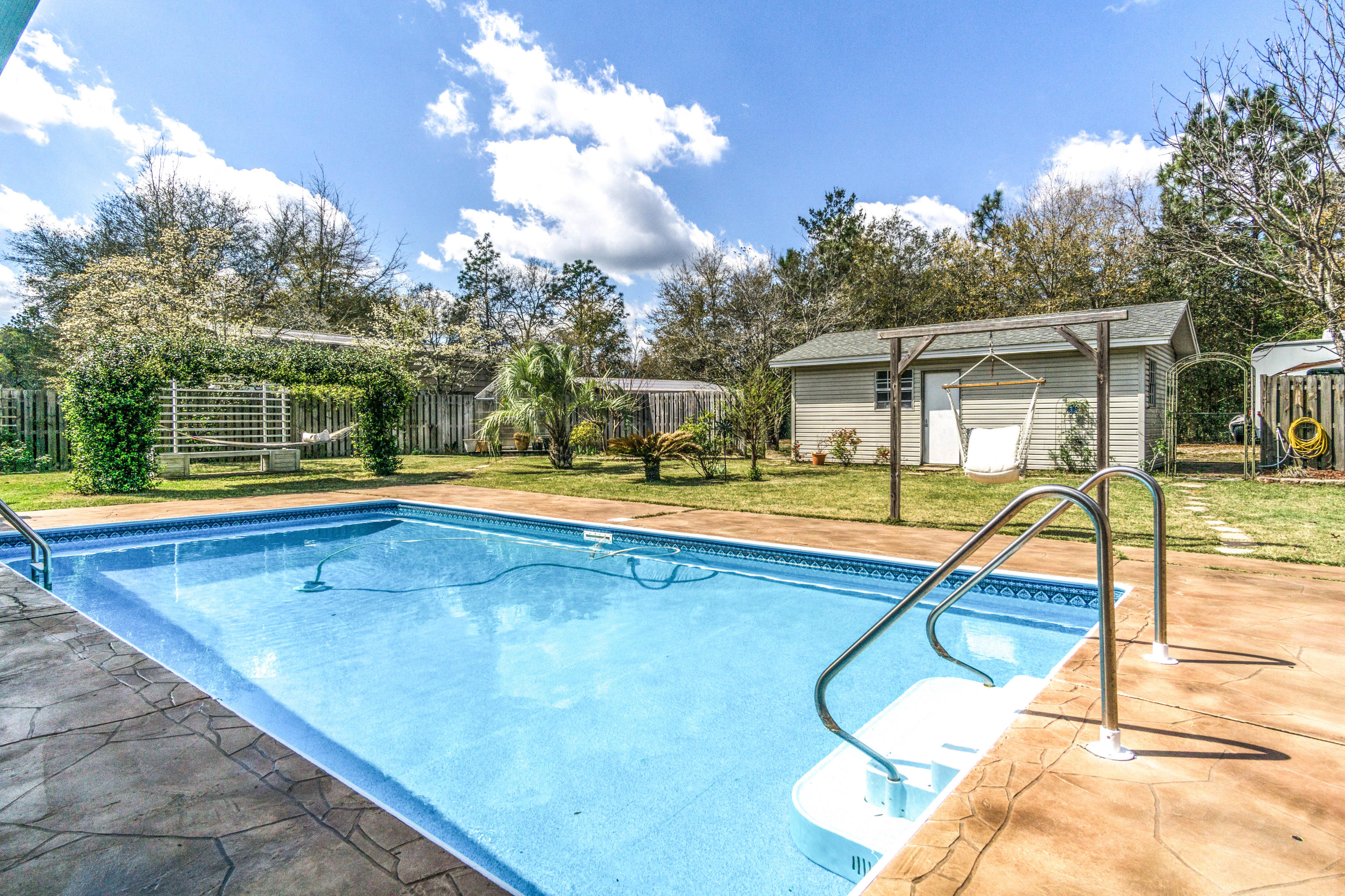 5474 Monterrey Road Crestview, FL 32539 - Photo 2 of 20 DSC03392
