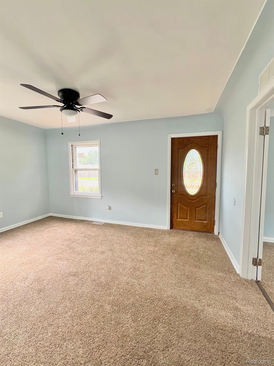 11284 Stephens Road Warren, MI 48089 - Photo 3 of 15