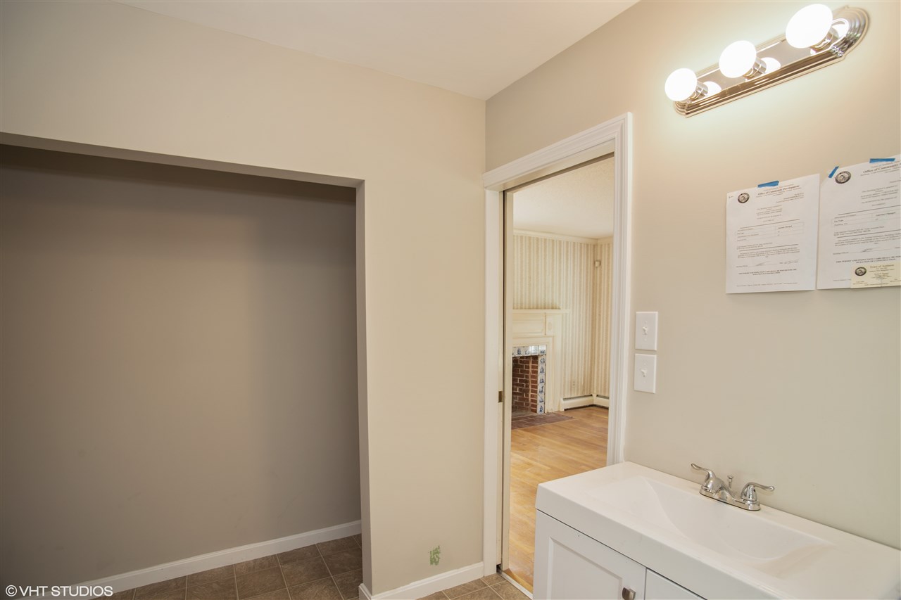 7 Grater Road Amherst, NH 03031 - Photo 14 of 27