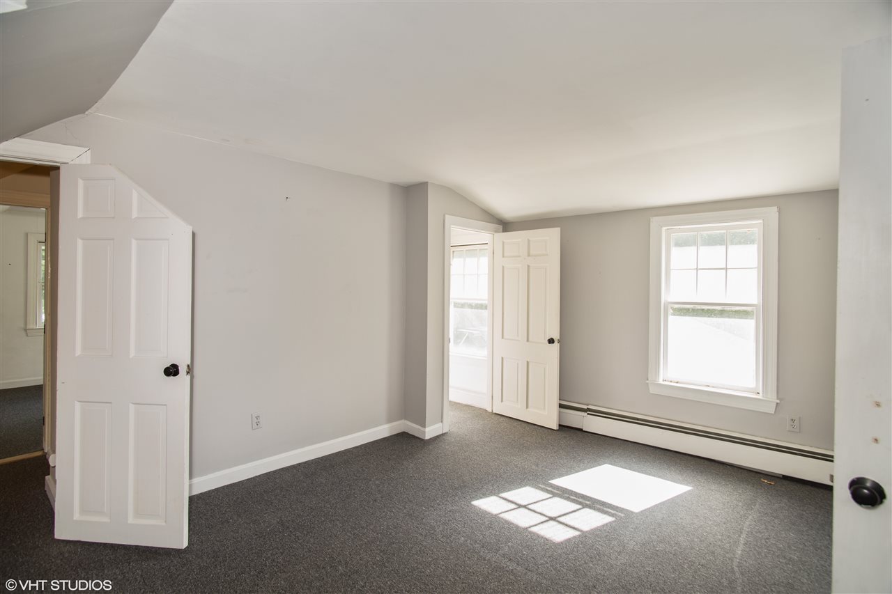 7 Grater Road Amherst, NH 03031 - Photo 24 of 27