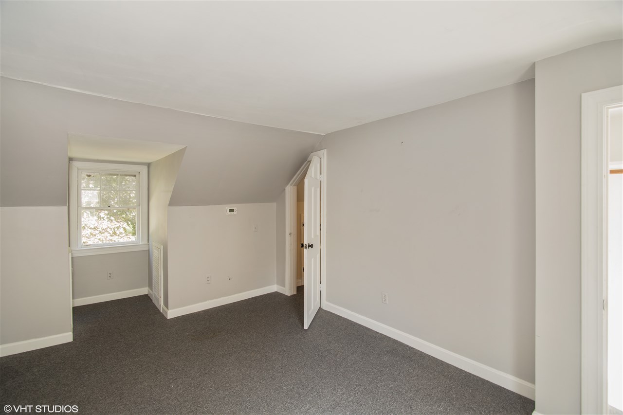 7 Grater Road Amherst, NH 03031 - Photo 25 of 27