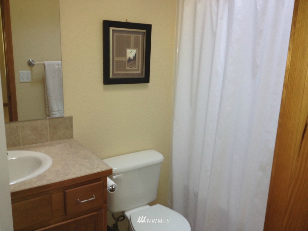 9437 Delphi Road Southwest Olympia, WA 98512 - Photo 6 of 11 Gallery Image 6