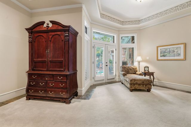 $1,239,000 | 14 Highland Circle, The Woodlands, TX 77381