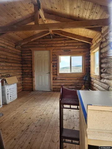 $275,000 | Nw4-nw4 East Nw4-nw4 E Miller Mountain, La Barge, WY 83123