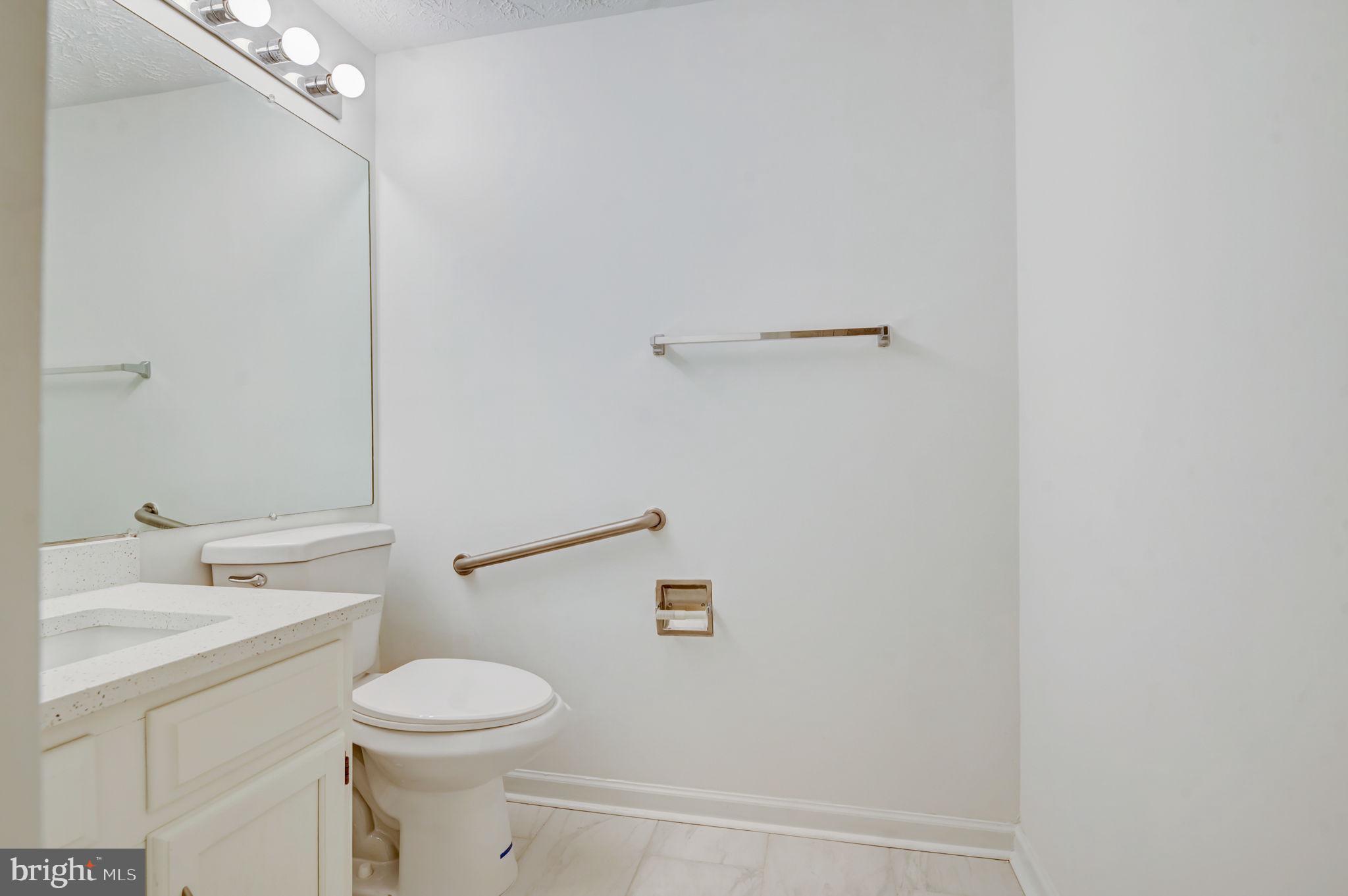 1401 Concord Point Lane Reston, VA 20194 - Photo 22 of 65 Half bath