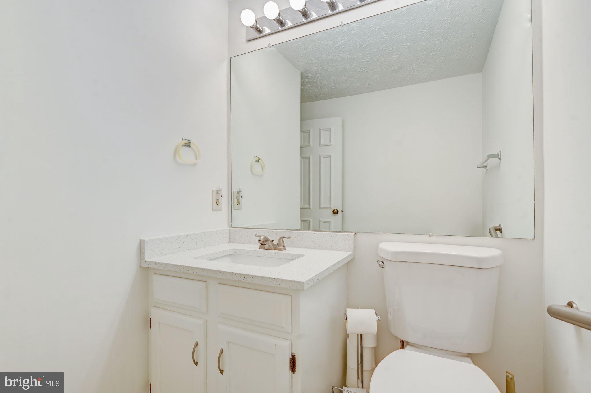 1401 Concord Point Lane Reston, VA 20194 - Photo 23 of 65 Half bath