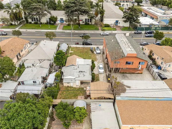 an aerial view of a yard with outdoor space