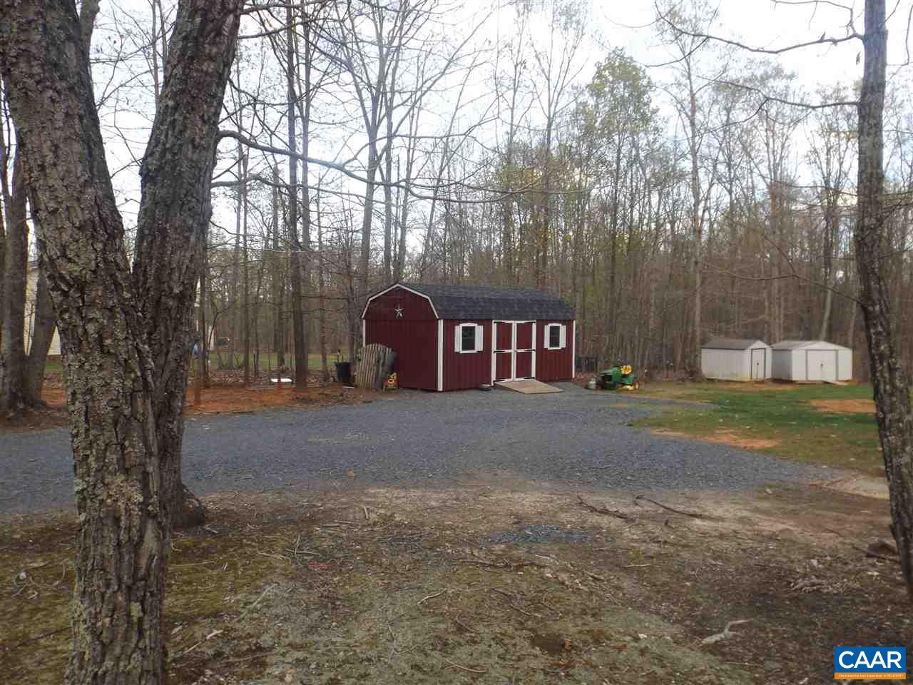 524 Hummingbird Road Scottsville, VA 24590 - Photo 4 of 29 Gallery Image 4