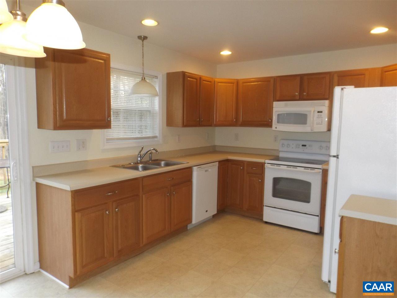 524 Hummingbird Road Scottsville, VA 24590 - Photo 8 of 29 Gallery Image 8