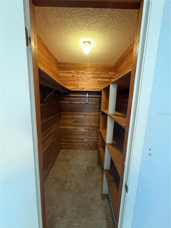 4027 Bianca Street Sebring, FL 33872 - Photo 5 of 22 a view of walk in closet