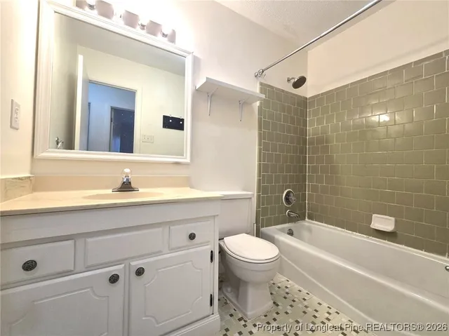 $1,400 | 6750 B Irongate Drive, Fayetteville, NC 28306