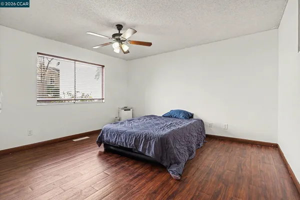 $319,900 | 717 Beelard Drive, Vacaville, CA 95687