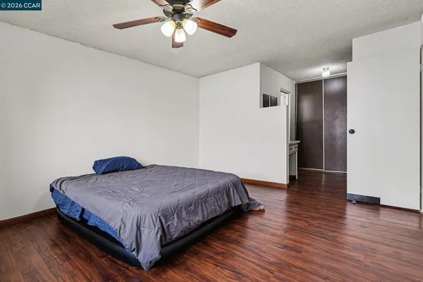 $319,900 | 717 Beelard Drive, Vacaville, CA 95687