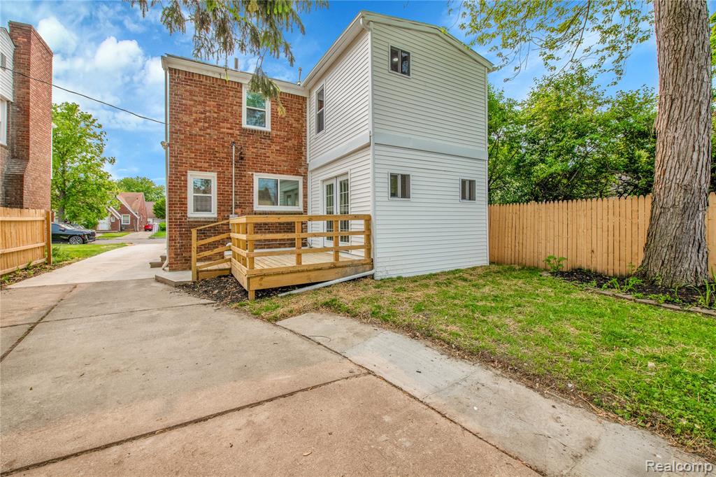 17591 Edinborough Road Detroit, MI 48219 - Photo 30 of 34 Gallery Image 30
