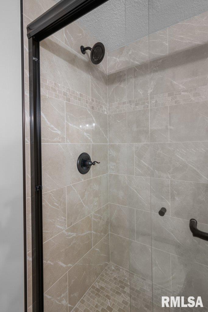 508 North 4th Street Eldridge, IA 52748 - Photo 30 of 31