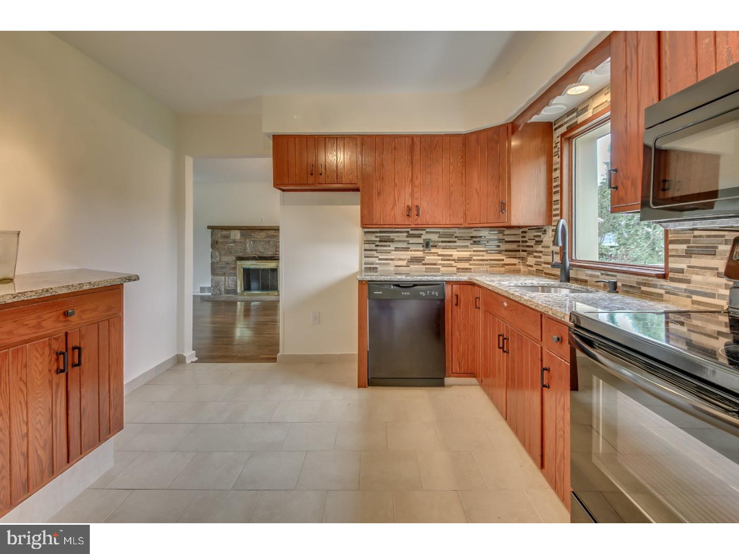 334 Warren Road Hatboro, PA 19040 - Photo 11 of 24 Gallery Image 11
