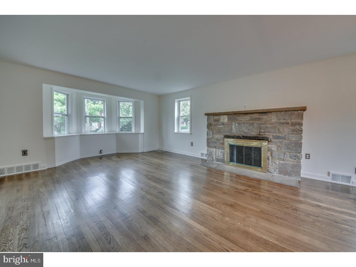 334 Warren Road Hatboro, PA 19040 - Photo 7 of 24 Gallery Image 7