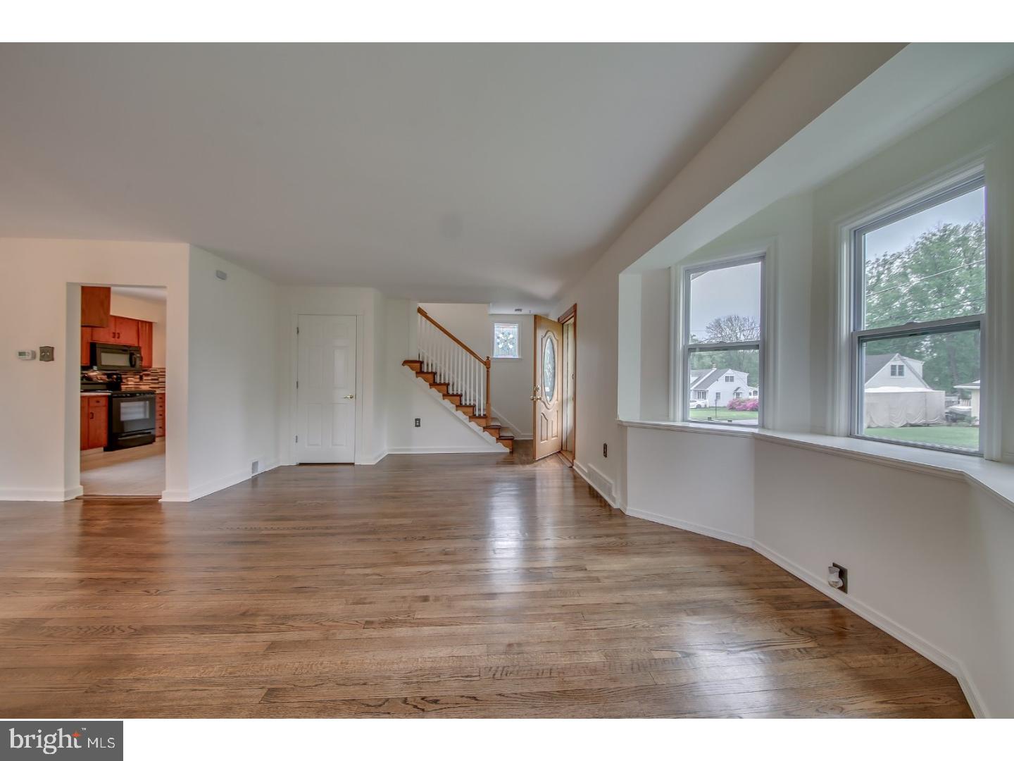 334 Warren Road Hatboro, PA 19040 - Photo 9 of 24 Gallery Image 9