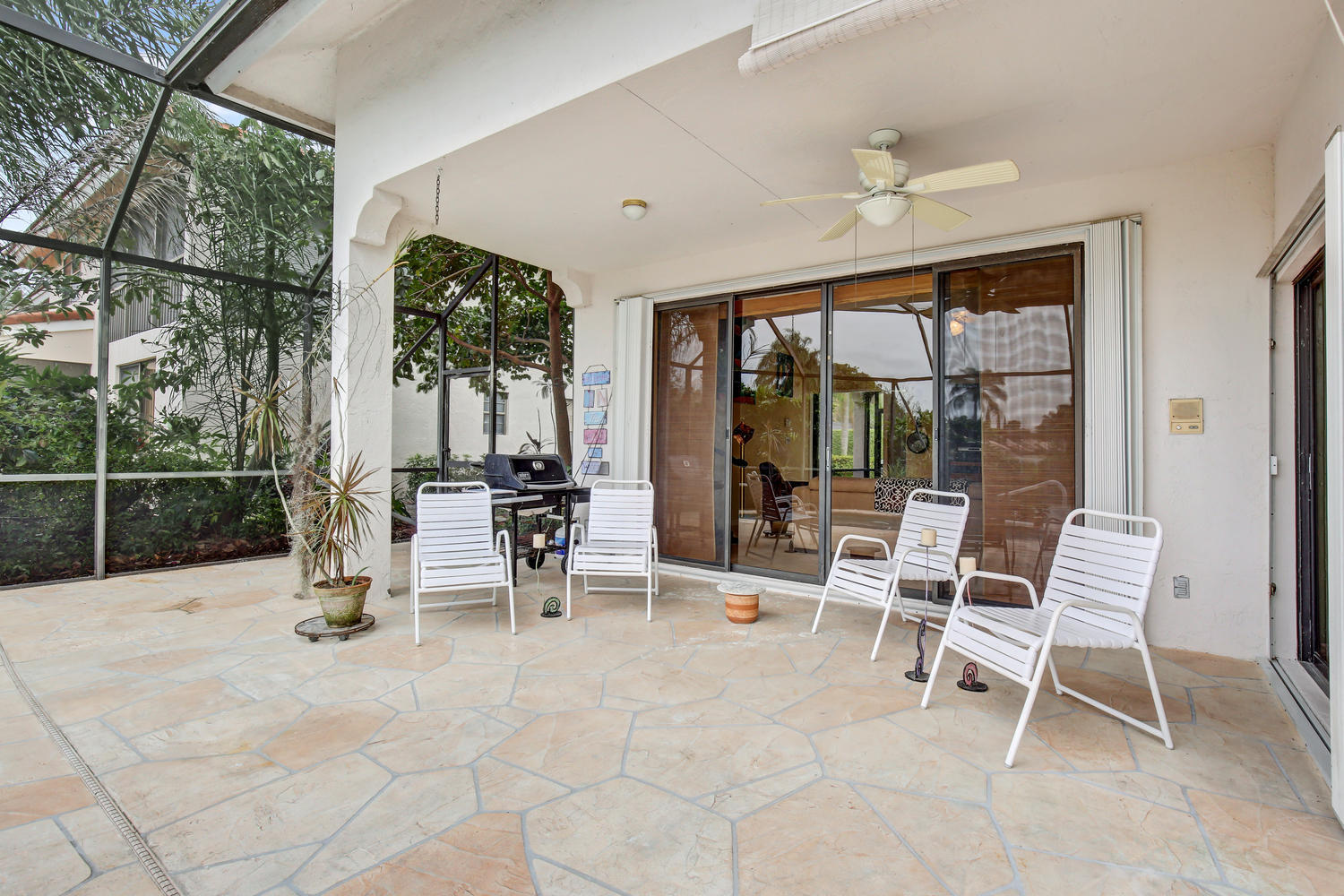 8730 Vía Reale Boca Raton, FL 33496 - Photo 15 of 26 8730 Va Reale Boca Raton FL-large-018-15