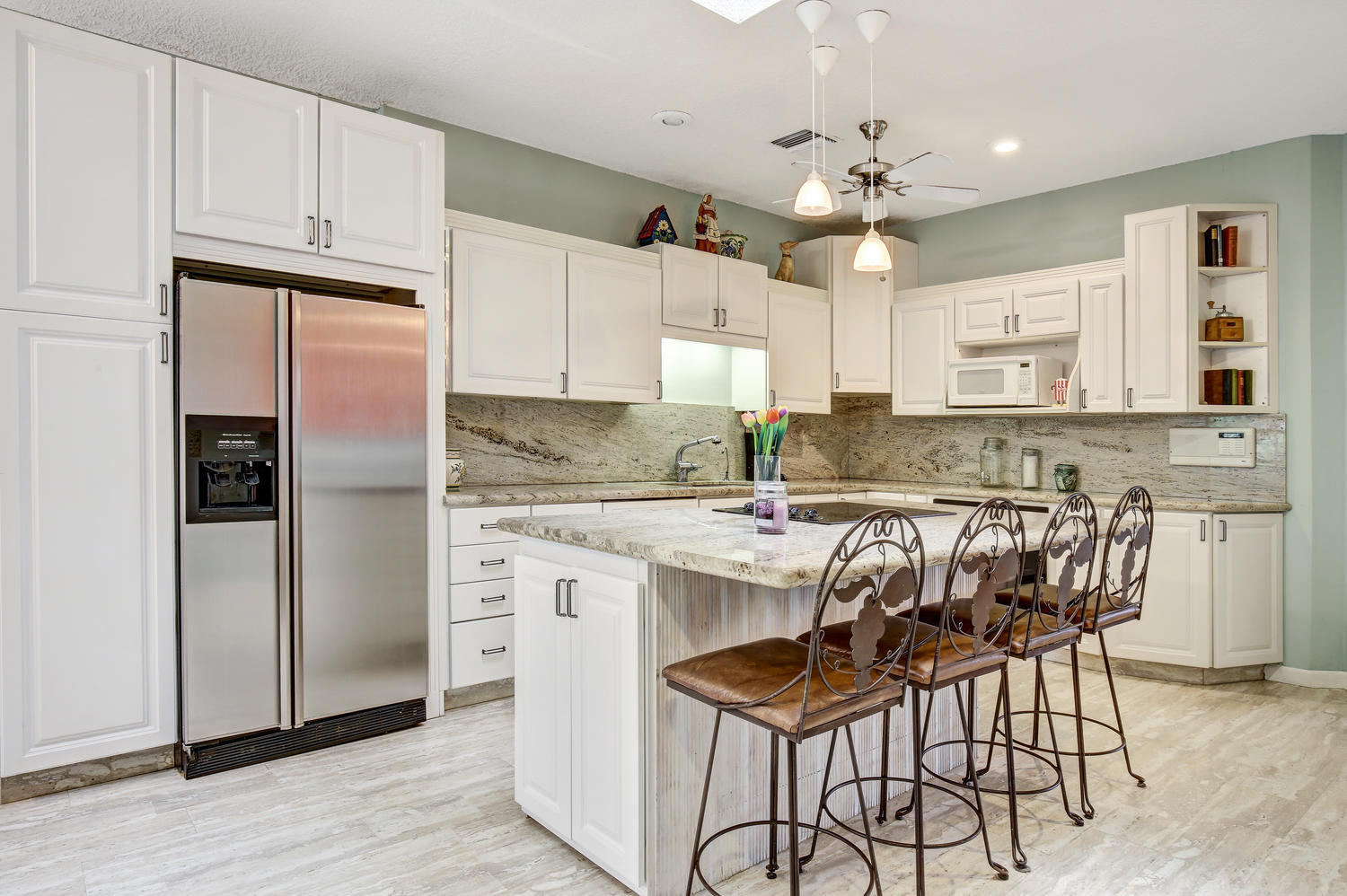8730 Vía Reale Boca Raton, FL 33496 - Photo 5 of 26 8730 Va Reale Boca Raton FL-large-009-5-