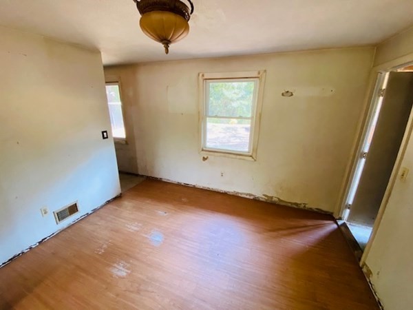 10 Naushon Road Wareham, MA 02576 - Photo 5 of 14