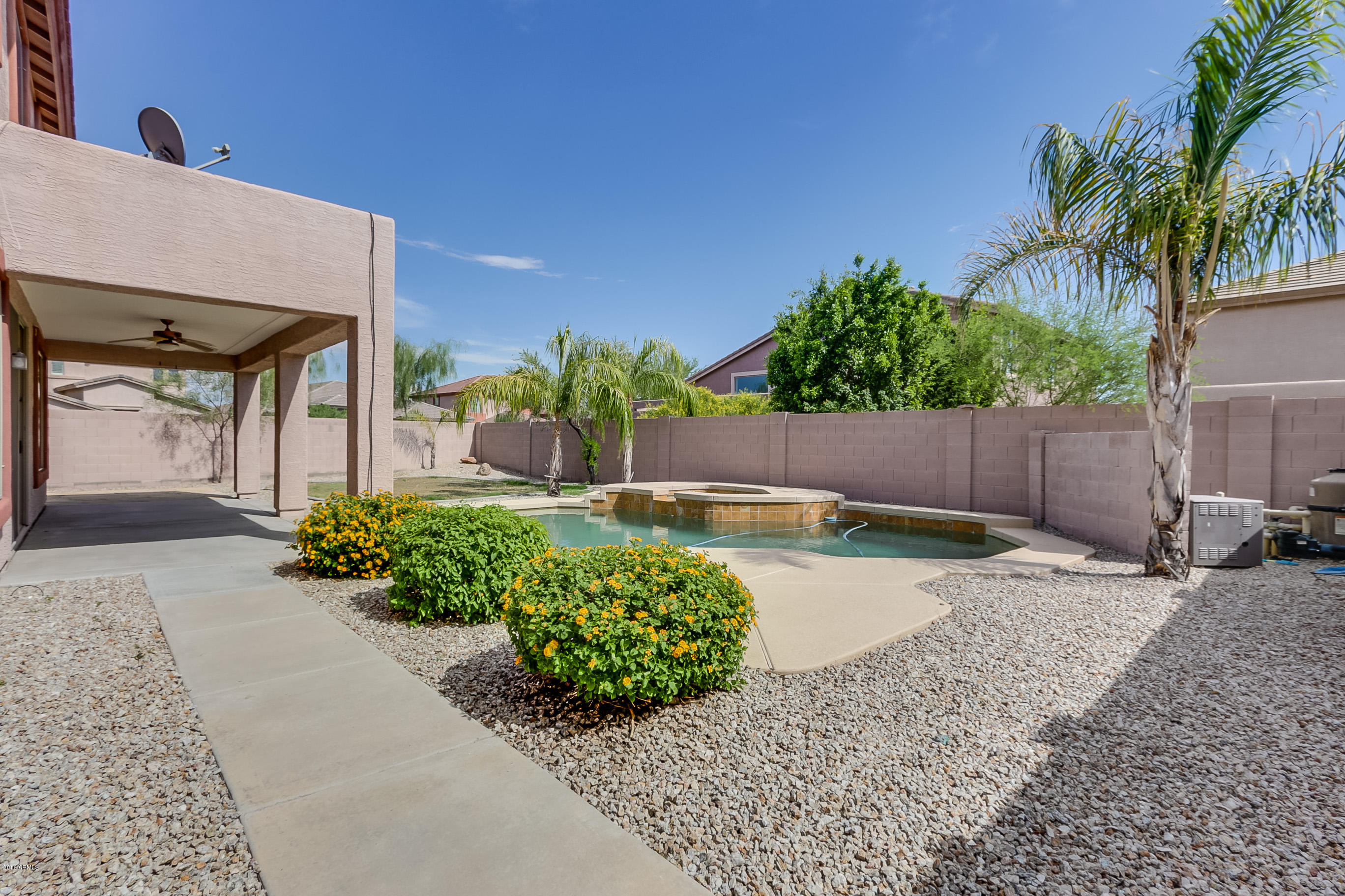 2407 West Eagle Feather Road Phoenix, AZ 85085 - Photo 20 of 22 Eagle Feather-057