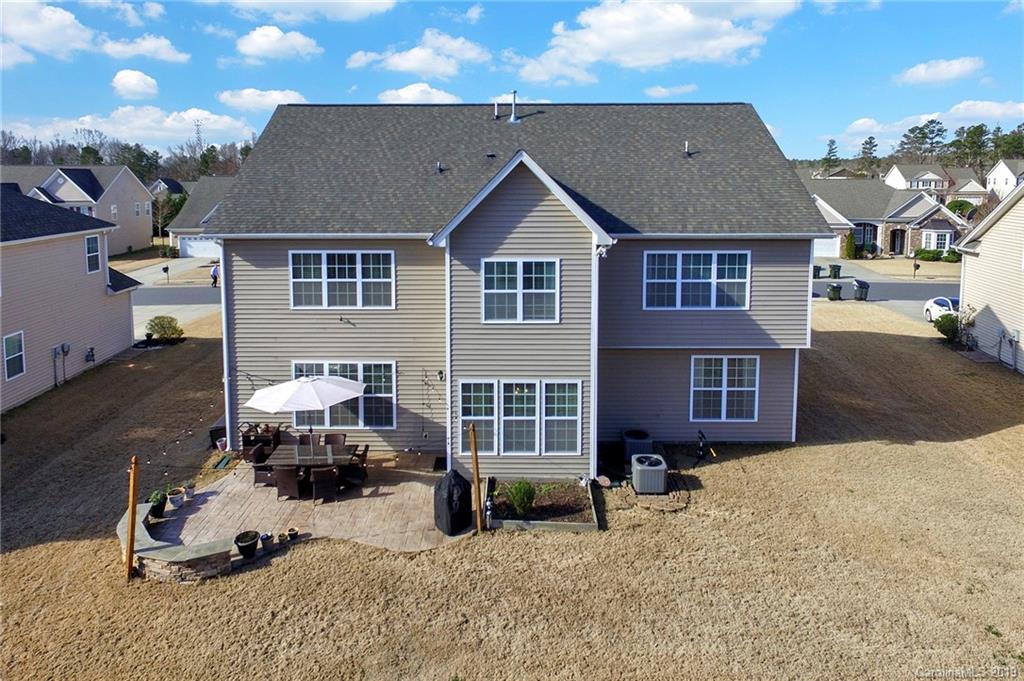 607 Rosemary Lane Tega Cay, SC 29708 - Photo 3 of 30 Gallery Image 3