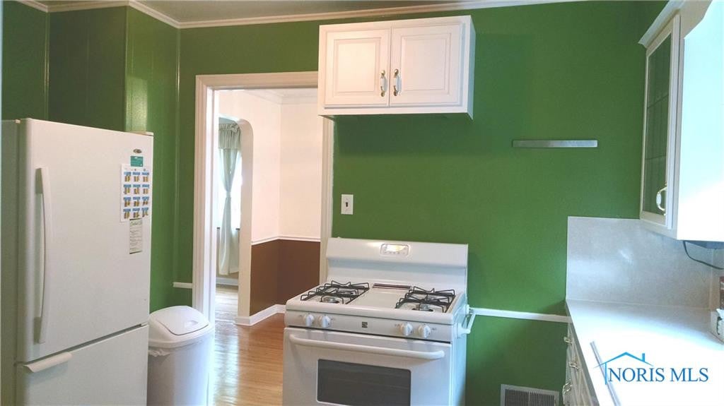 4225 Grantley Road Toledo, OH 43613 - Photo 7 of 15 Gallery Image 7