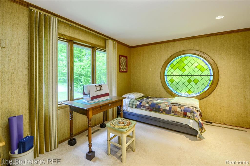 605 Morrish Road Flushing, MI 48433 - Photo 3 of 41