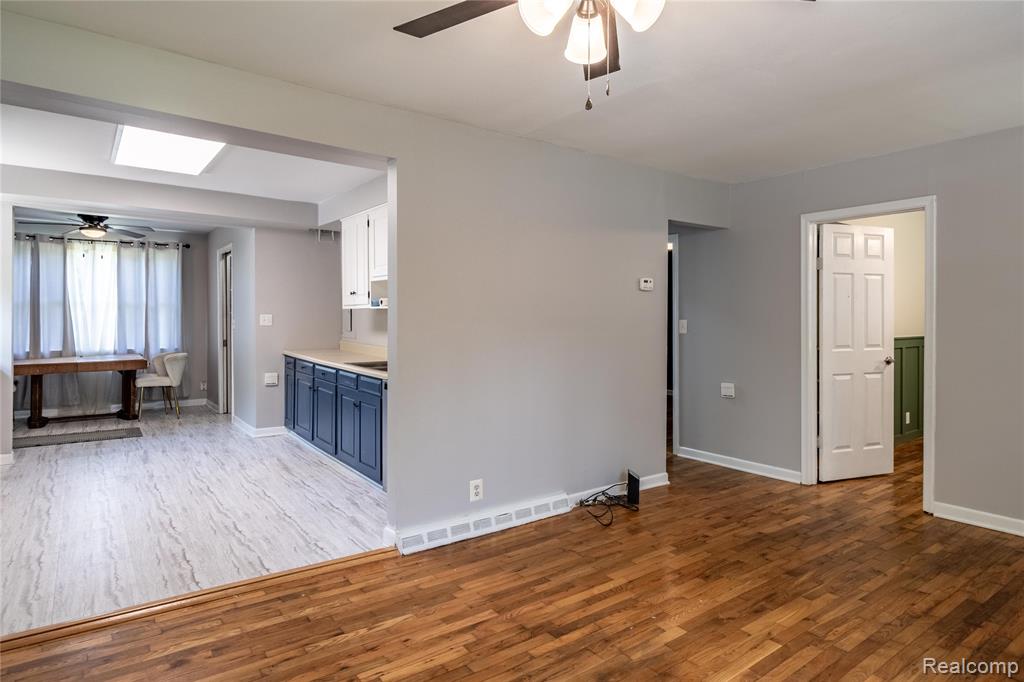 7770 Austere Road Waterford, MI 48329 - Photo 8 of 27 Gallery Image 8