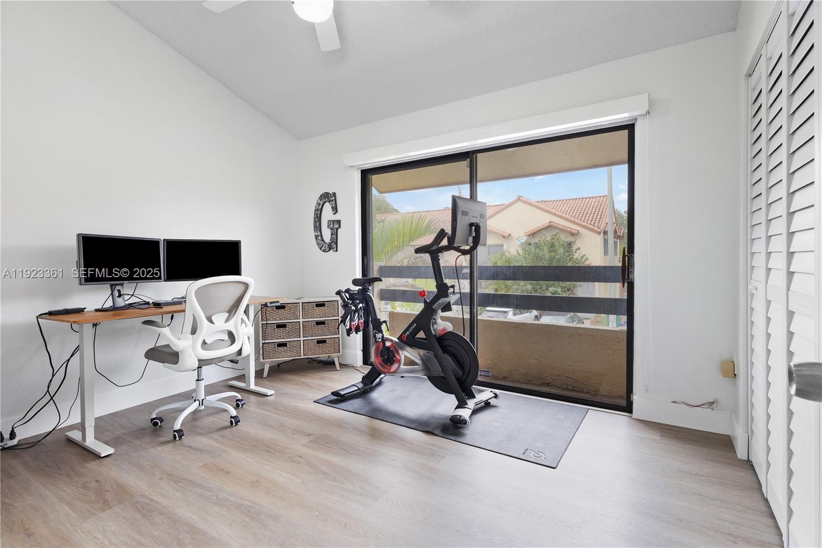 10053 Southwest 77th Court Miami, FL 33156 - Photo 16 of 25