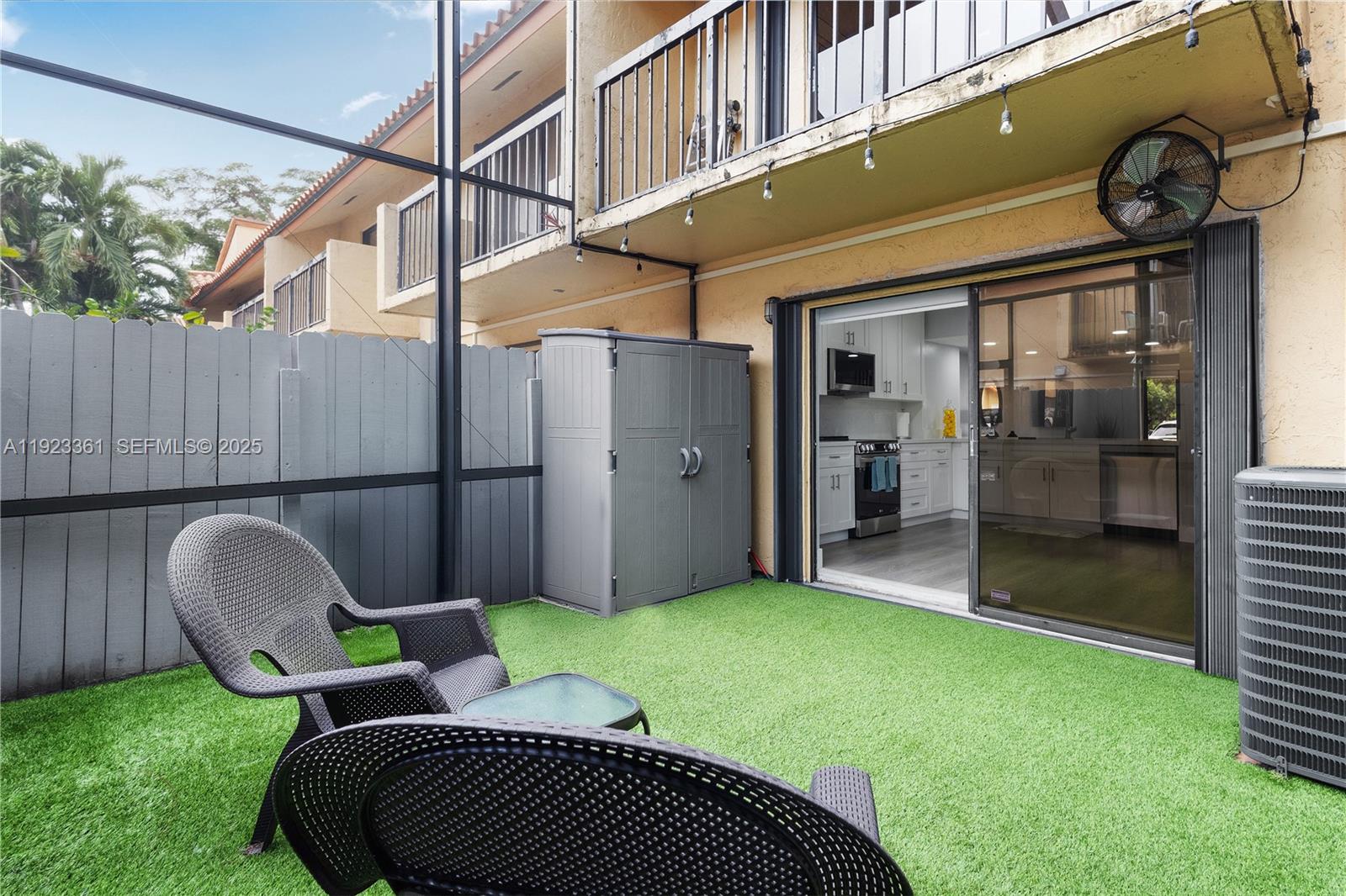 10053 Southwest 77th Court Miami, FL 33156 - Photo 21 of 25