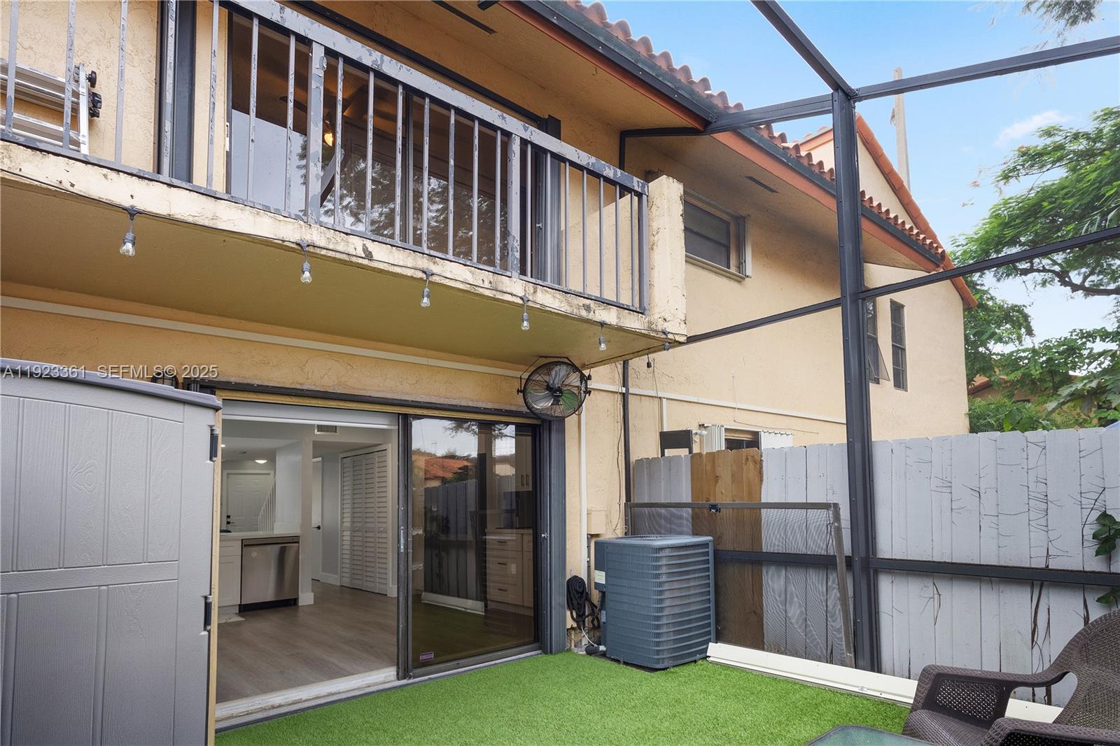 10053 Southwest 77th Court Miami, FL 33156 - Photo 24 of 25