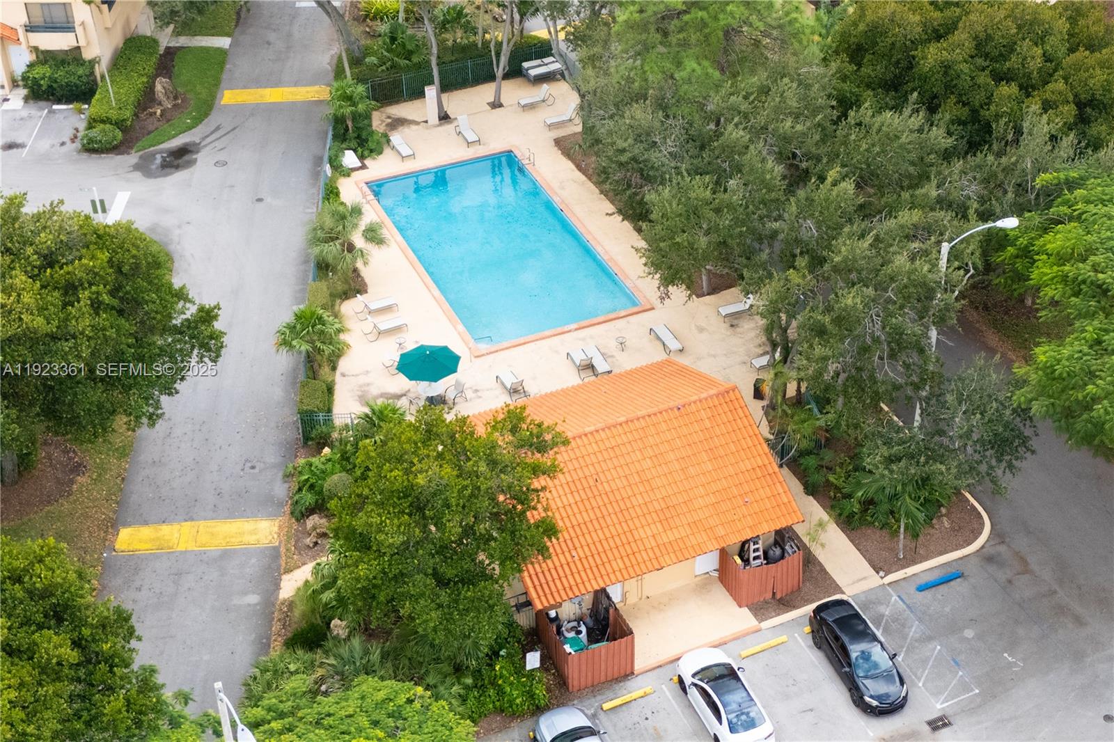 10053 Southwest 77th Court Miami, FL 33156 - Photo 25 of 25